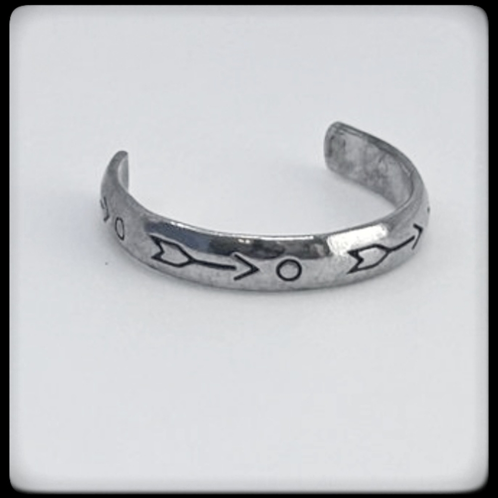 Sterling Silver Arrow Design Adjustable Ring